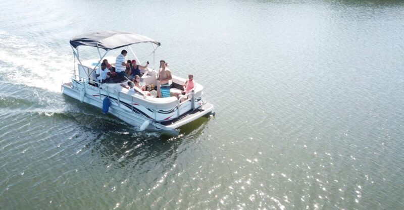 San Andrés: Island Pontoon Boat Tour - Key Points