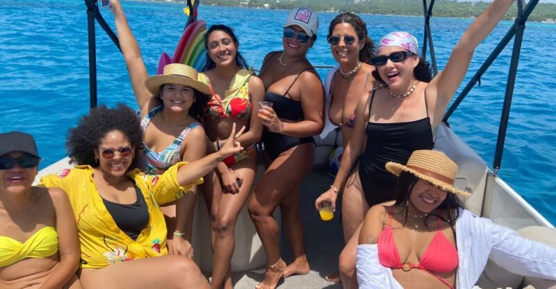 San Andres: Private Boat Trip With Aquarium and Beach Stops - Included and Excluded Activities
