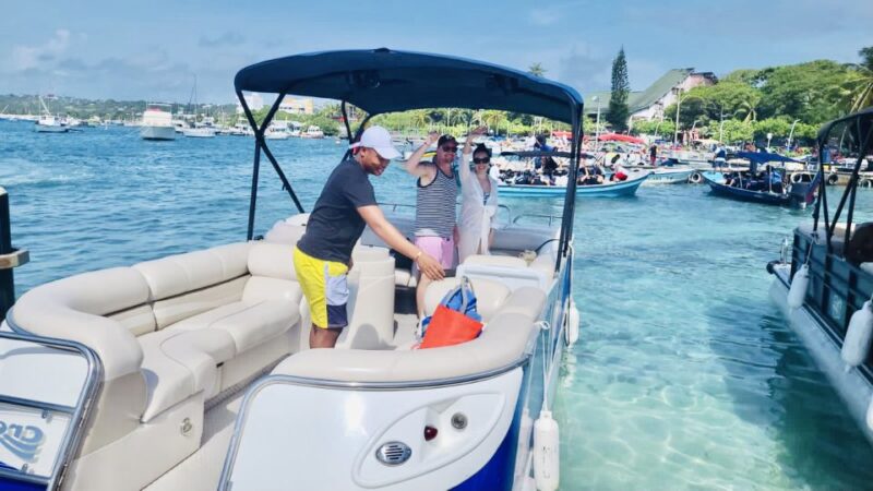 San Andres: Private Boat Trip With Aquarium and Beach Stops - Key Points