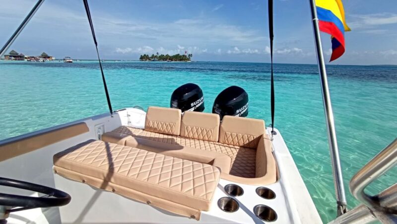 San Andres: Private San Andres Bay Tour by Luxury Speedboat - Key Points