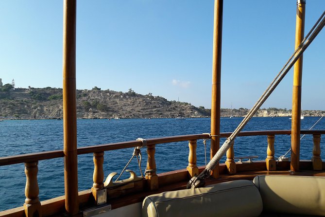 San Antonio Crystal Sea Cruise From Protaras - Onboard Amenities and Activities