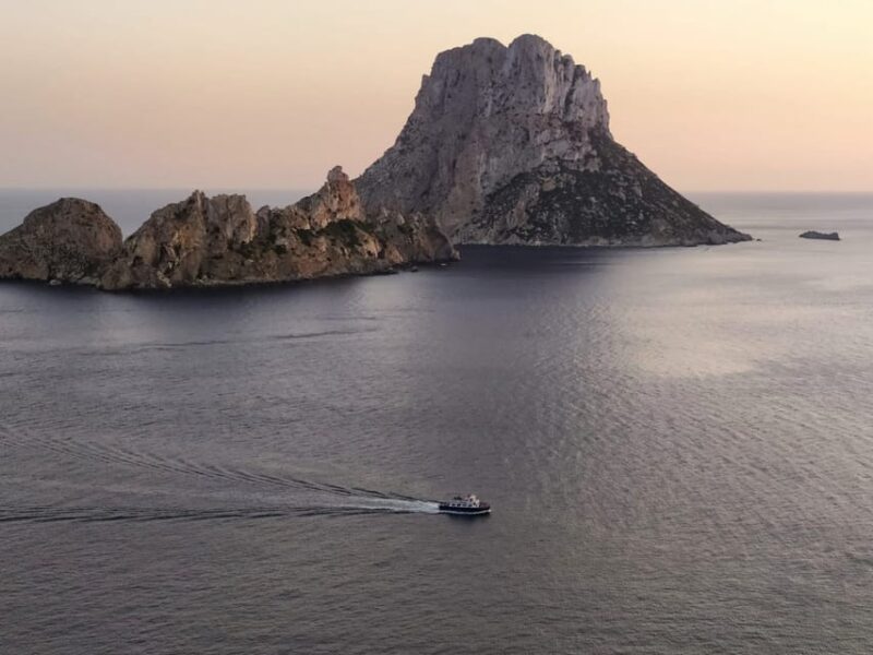 San Antonio: Es Vedrà & Formentera Boat Tour With Snorkeling - Participant Information