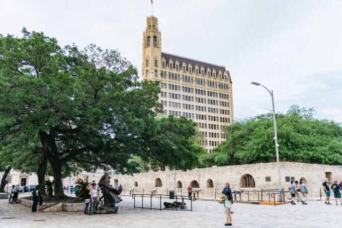 San Antonio: Ghosts and Dark History Guided Walking Tour - Frequently Asked Questions