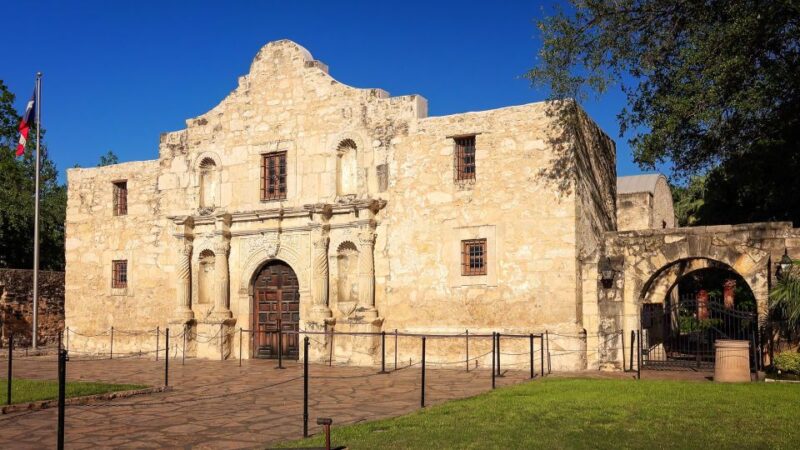 San Antonio: Hop-On Hop-Off Narrated Trolley Tour - Accessibility and Restrictions