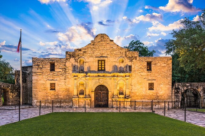 San Antonio Night Riverwalk Tour With Tower of Americas - San Fernando Cathedral Light Show