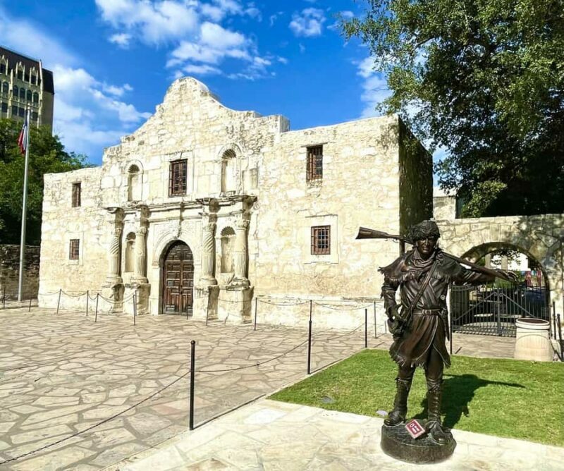 San Antonio: Riverwalk and Downtown Guided Walking Tour - A Deep Dive into the San Antonio Riverwalk and Downtown Guided Walking Tour