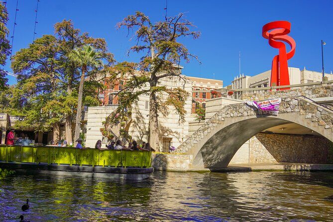 San Antonio Riverwalk Tour with Cruise - FAQ