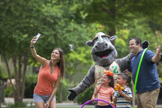 San Antonio: San Antonio Zoo Any Day Ticket - Additional Considerations