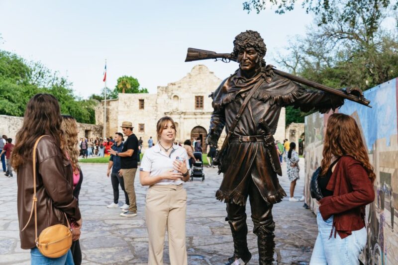 San Antonio: Small Group Night Tour With River Walk Cruise - Tour Details