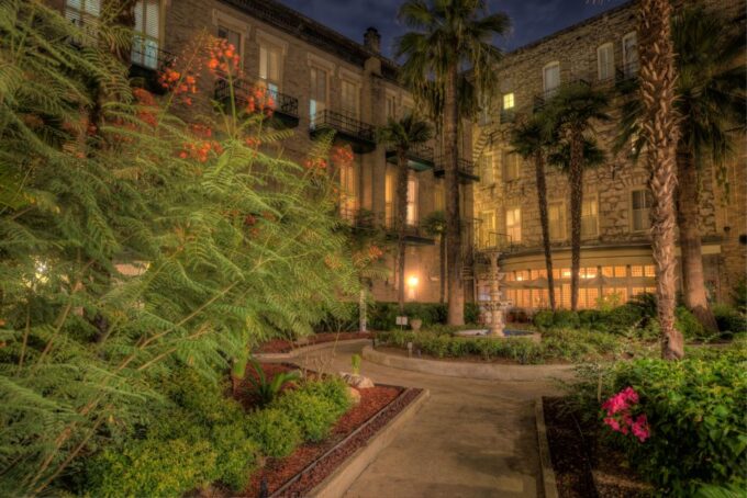 San Antonio: The Madames and Mayhem Ghost Tour - Adult-Only Tour Themes