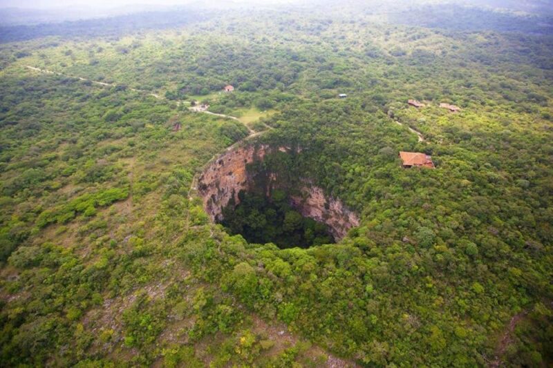 San Cristobal: Sima De Las Cotorras and Cascada El Aguacero - Included Amenities