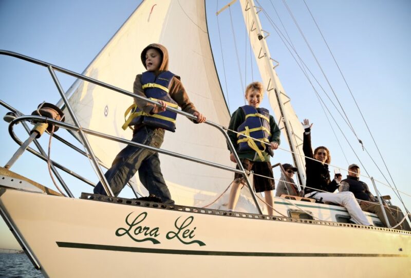 San Diego Bay: Signature 2-Hour Sailing Tour - Experience Highlights