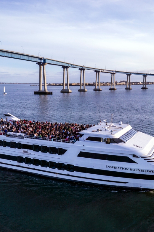 San Diego: Buffet Breakfast and Brunch Boat Cruise - Buffet Menu Options