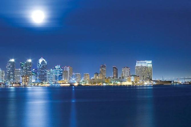 San Diego Dinner Cruise: Gourmet Meal & Starlit Skyline Views - Cruise Duration and Amenities