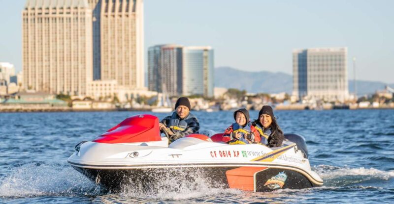 San Diego: Drive Your Own Speed Boat 2-Hour Tour - Activity Description