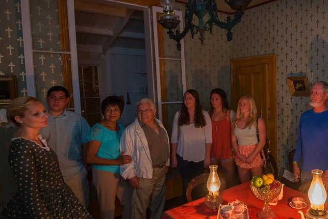 San Diego Ghosts and Gravestones Tour - The Whaley House