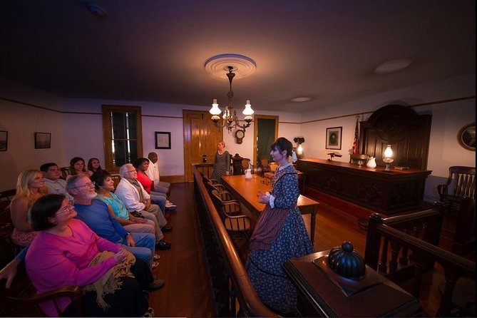 San Diego Ghosts and Gravestones Tour - Tour Duration and Meeting Information