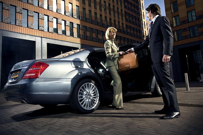 San Diego International Airport (SAN) Airport Hotel Shuttle - Shuttle Service Confirmation