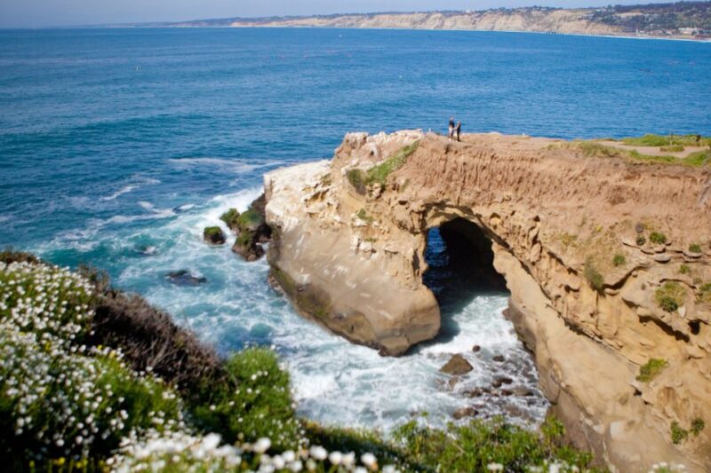San Diego: La Jolla Summit to Sea Bike Tour - Itinerary and Experience Highlights