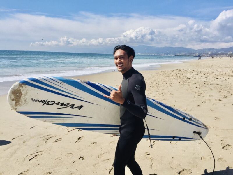 San Diego: Private Surf Lesson - Included Equipment