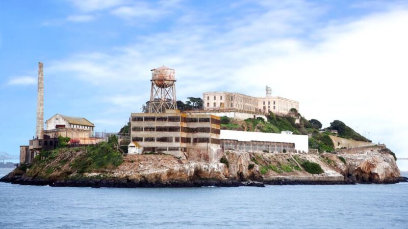 San Francisco: Alcatraz Tour With Muir Woods and Sausalito - Key Points
