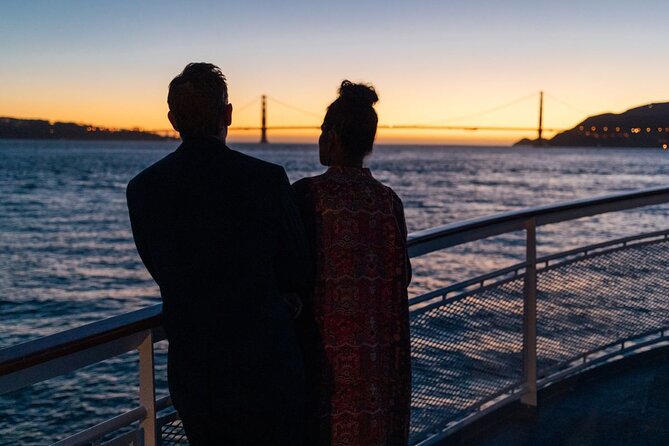 San Francisco Christmas Day Buffet Dinner Cruise - Dining and Entertainment