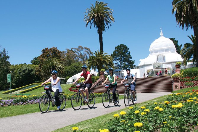 San Francisco Golden Gate Bridge Bike or Electric Bike Rental - Baby Seats and Trailers Available