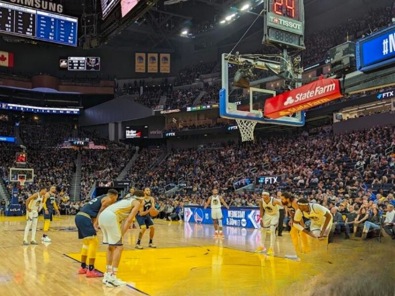 San Francisco: Golden State Warriors Basketball Game Ticket - Game Experience