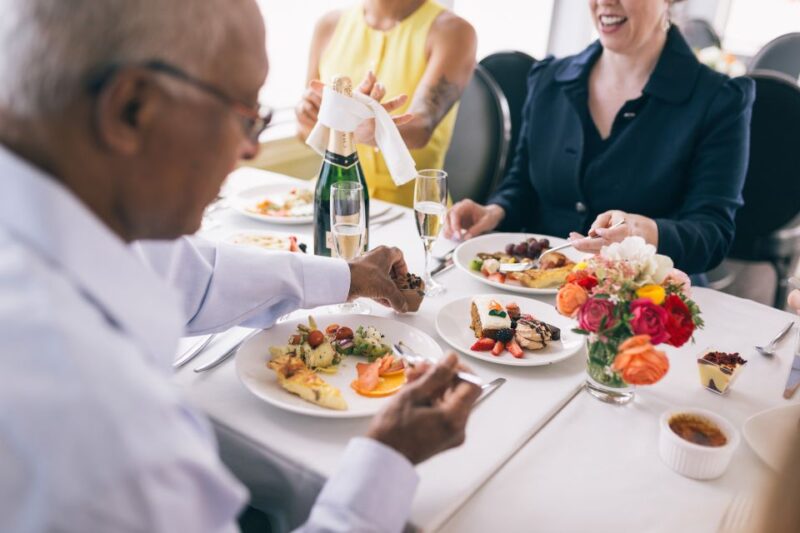 San Francisco: Premier Brunch or Dinner Cruise on the Bay - Key Points