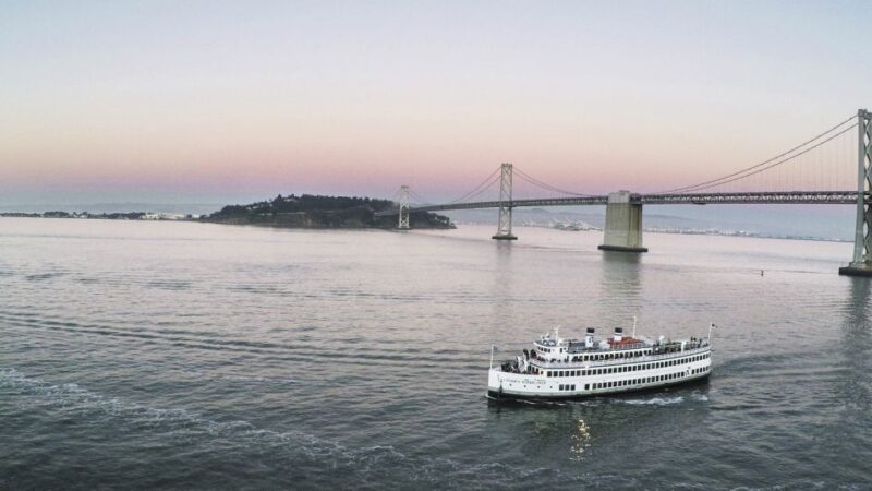 San Francisco: Premier Brunch or Dinner Cruise on the Bay - Cruise Options