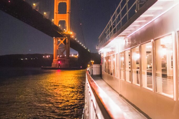 San Francisco: Premier Brunch or Dinner Cruise on the Bay - Dinner Menu