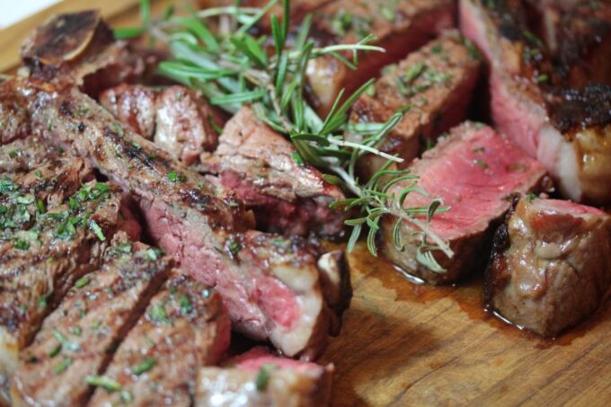 San Gimignano: Fiorentina Steak Dinner in Winery - Tuscan Dinner Highlights