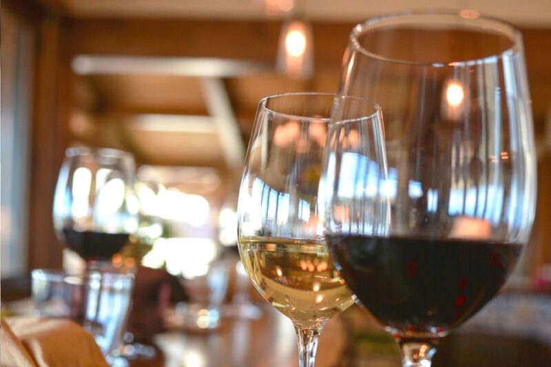 San Gimignano: Lunch or Dinner at a Winery With Wine Tasting - Guided Tour and Learning