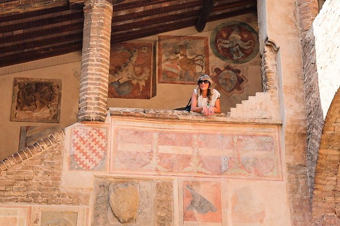 San Gimignano, Siena, Monteriggioni: Fully Escorted Tour, Lunch & Wine Tasting - Meeting and Pickup