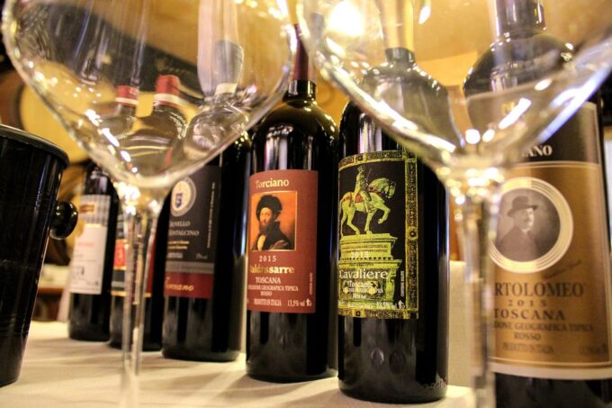 San Gimignano: Truffle Hunting With Lunch & Wine Tasting - Tuscan Lunch and Wine