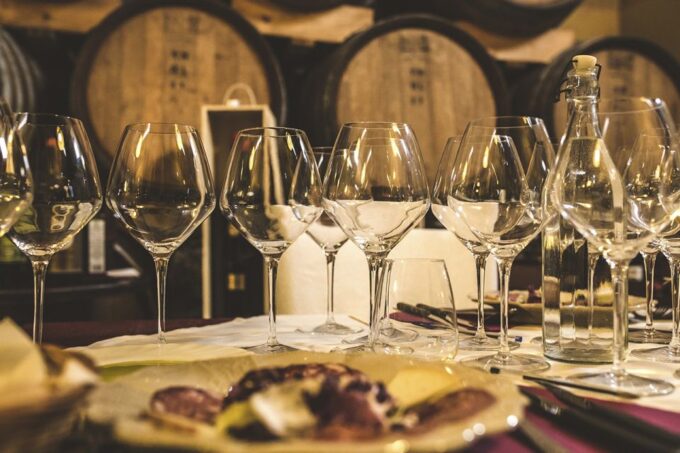 San Gimignano: Truffle Hunting With Lunch & Wine Tasting - Scenic Wine Country