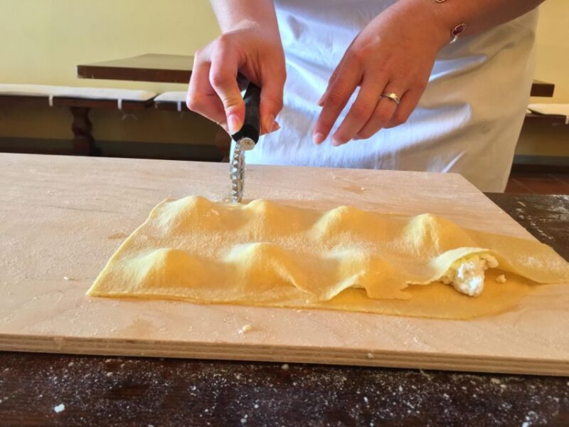 San Gimignano: Tuscan Cooking Class - Class Schedule