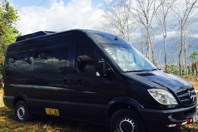 San Jose Airport Private Transfer to Jacó 1 to 4 People - Key Points