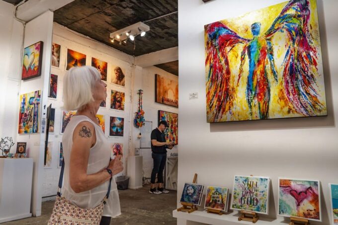 San Jose Del Cabo: Art & Wine Evening Tour With Hotel Pickup - Frequently Asked Questions