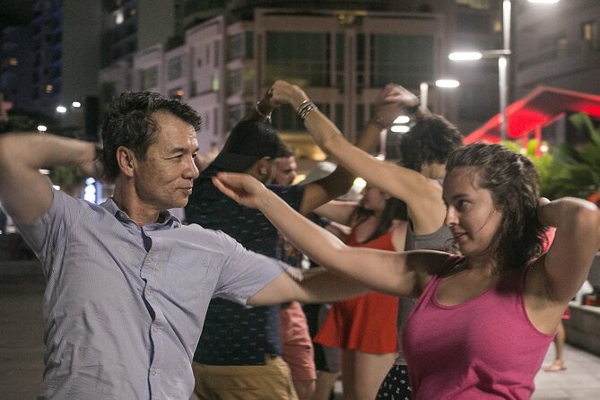 San Juan: Absolute Beginner Salsa - Couple-Focused Instruction