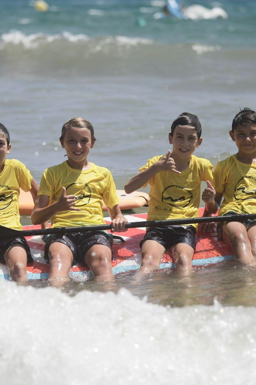 San Juan Beach: Paddle Surf Table Rental + Snack and Drink - Equipment and Safety