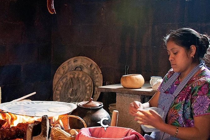 San Juan Chamula and Zinacantán Indigenous Communities - Bilingual Tour and Informative Guide