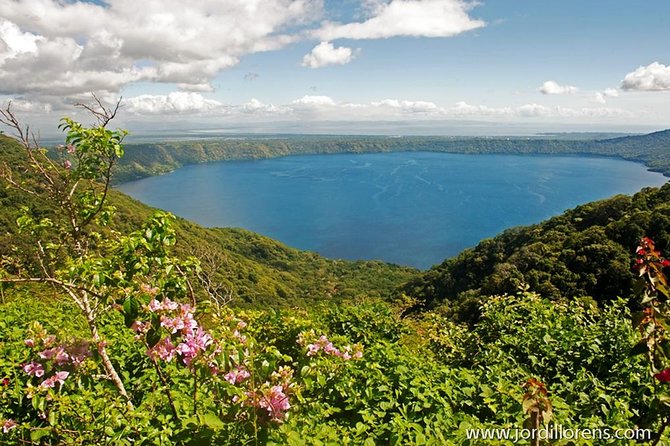 San Juan Del Sur Shore Excursion: Private Masaya Volcano and Catarina Tour - Admiring the Sights of Catarina