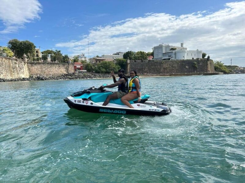 San Juan: Guided Jet Ski Tour Experience - Guides and Languages