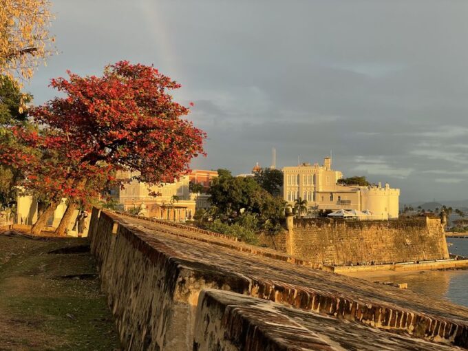 San Juan: Old Town Sunset Walking Tour - Exploring Architectural Gems