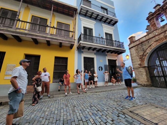 San Juan: Old Town Sunset Walking Tour - Taking in Puerto Rican History and Culture