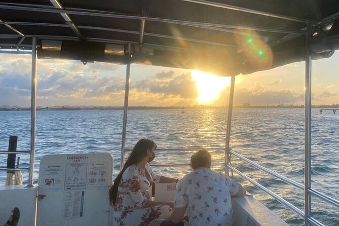 San Juan Sunset Harbor Boat Ride - Refreshment Options