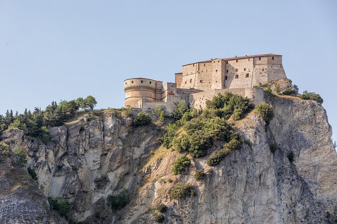 San Leo: Entrance Ticket to the Fortress and Prison of Cagliostro - Purchasing Items at the Book Shop