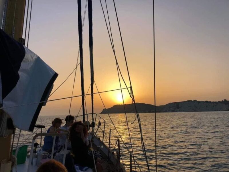 San Leone, Scala Dei Turchi: Private Aperitif on Boat Tour - Experience Highlights