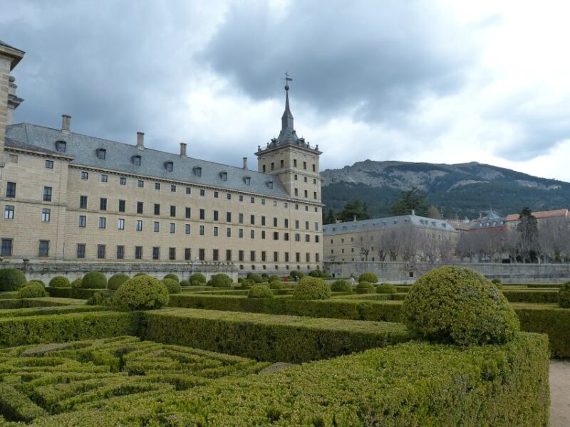 San Lorenzo De El Escorial: Monastery and Site Guided Tour - Activity Details